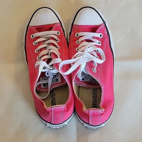 Converse Chuck Taylor - Picture 2 of 7